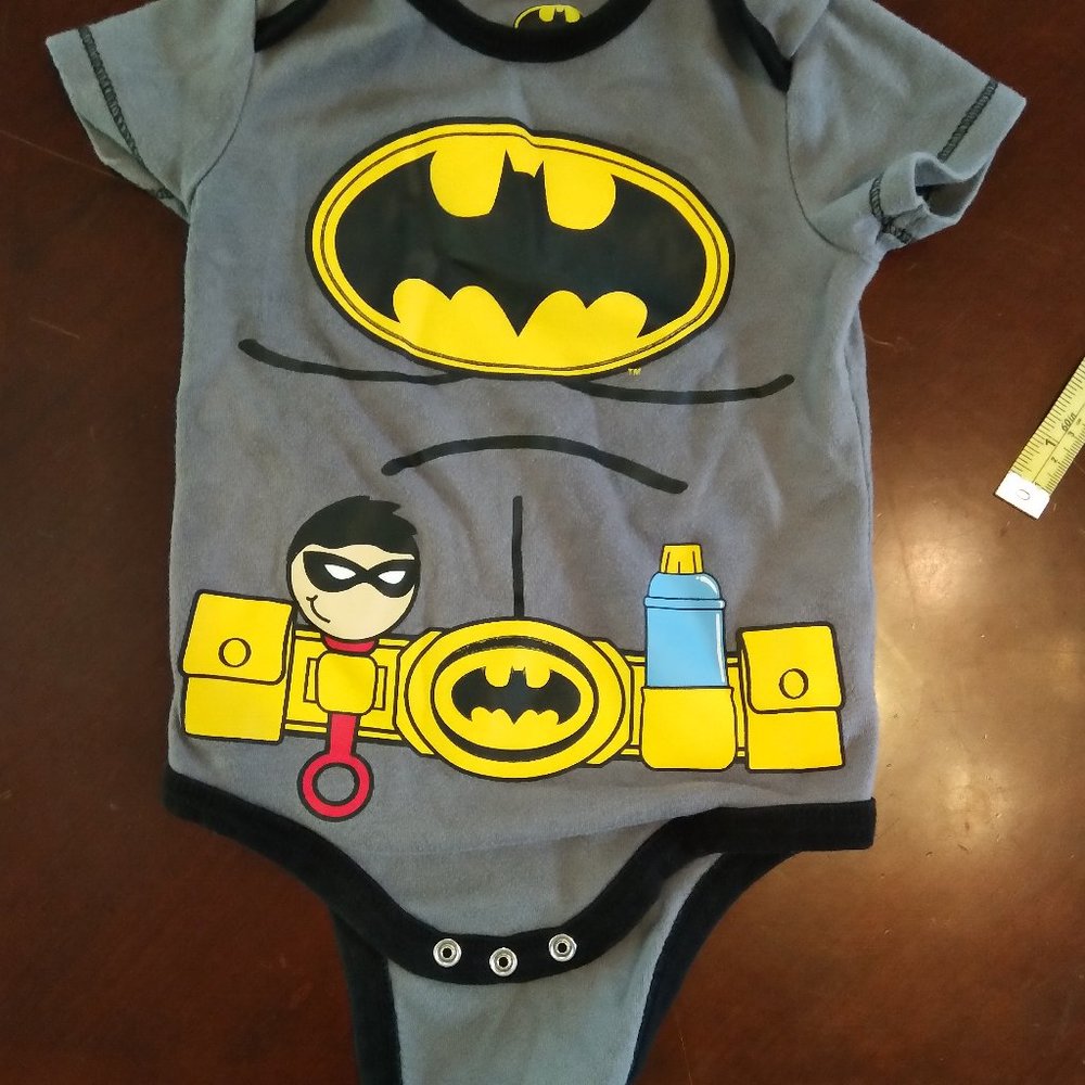 BATMAN ONESIE.....EUC - Picture 2 of 3